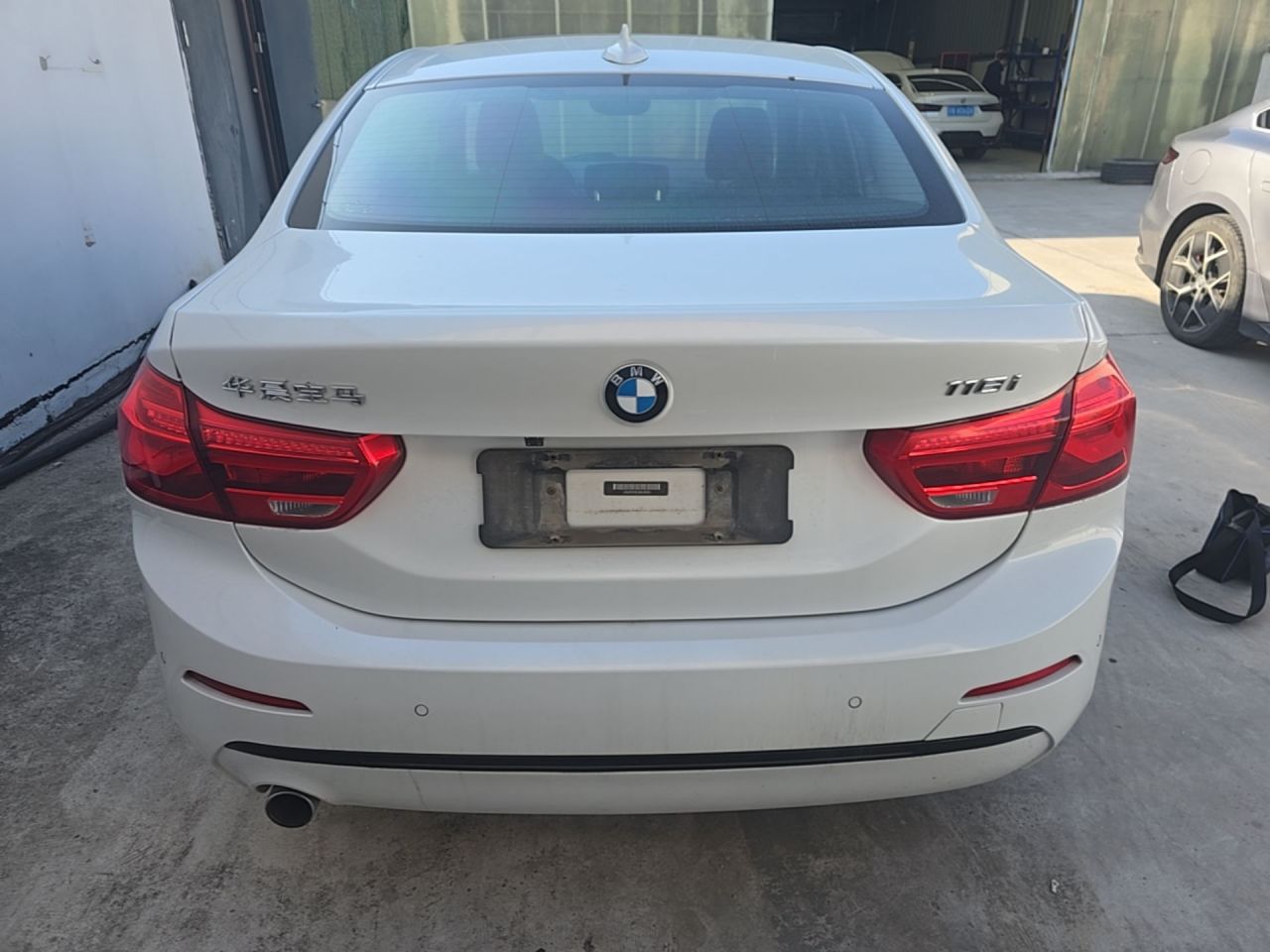 1 Series 2018 118i Sport photo 5