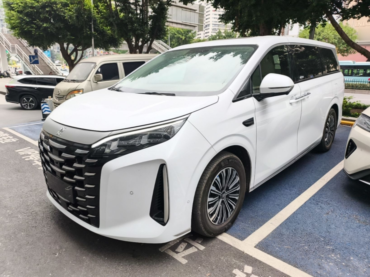 2025 DM-i 1.5T 180km