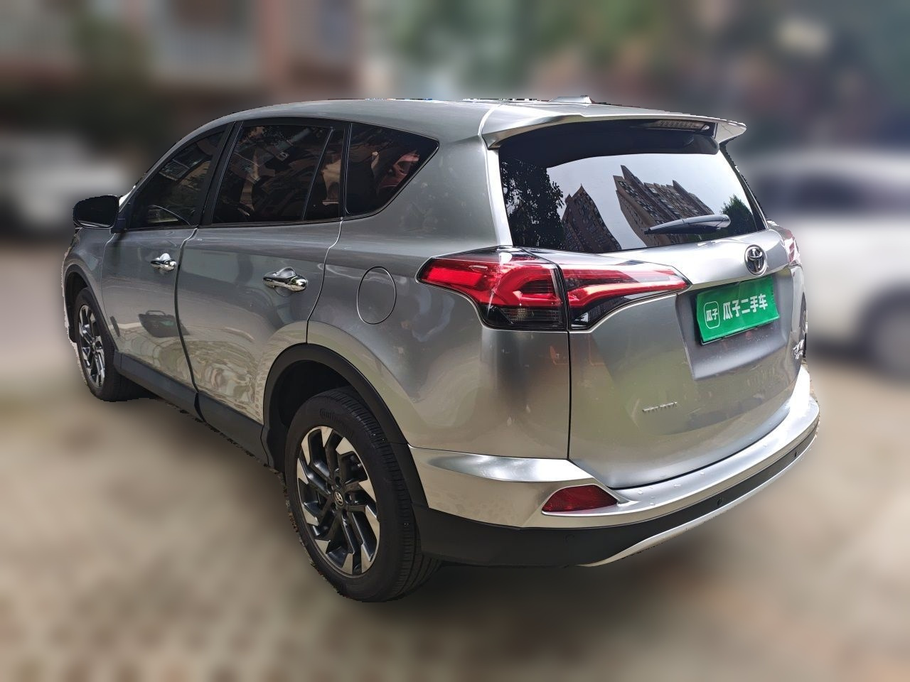 RAV4 2018 2.5L AT AWD Elite i photo 4