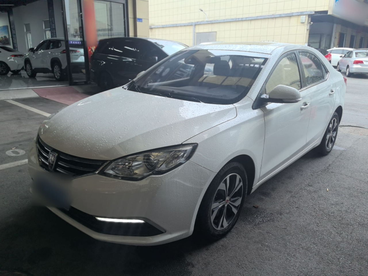 360 2017 1.5L MT Luxury