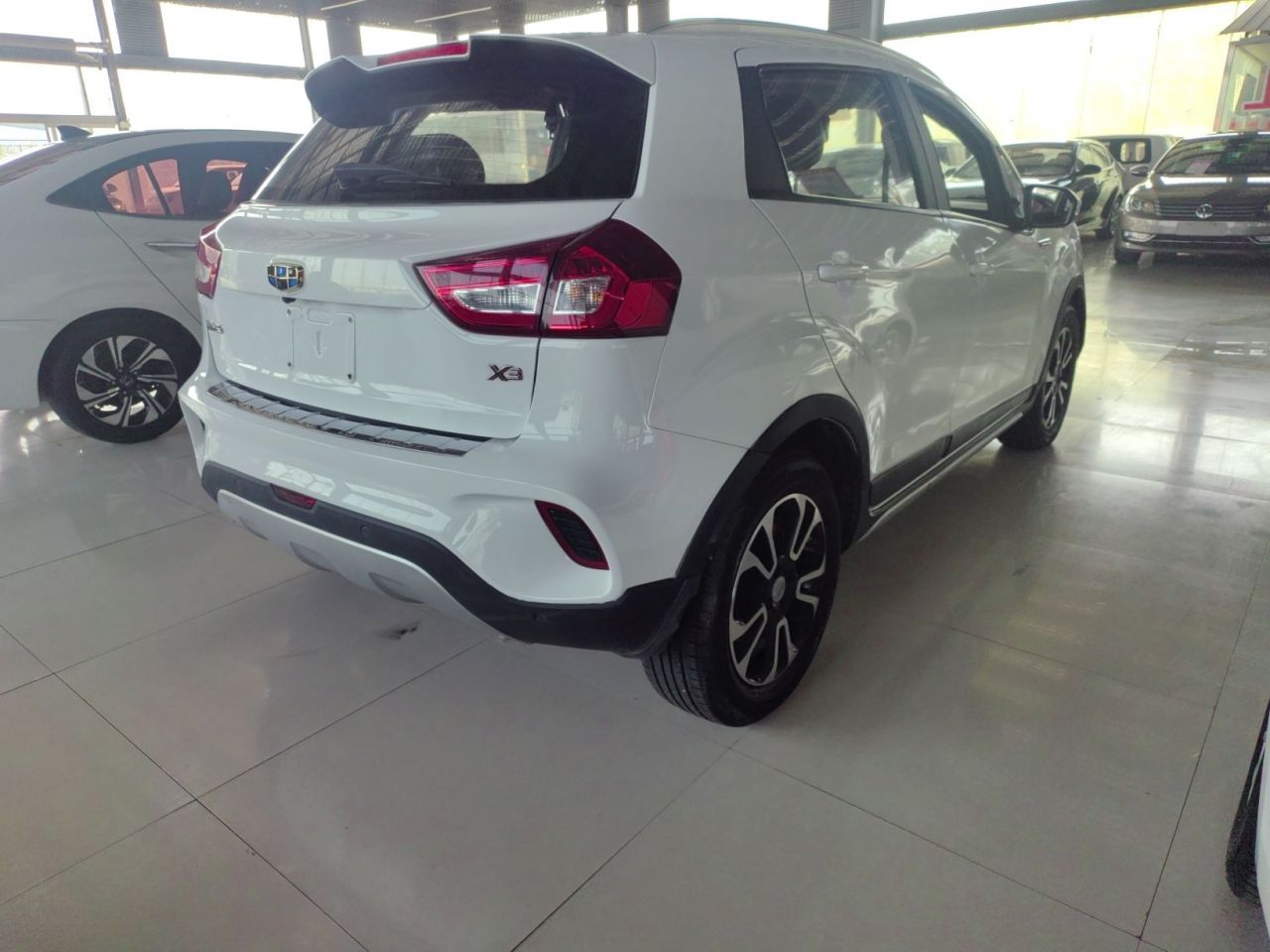Vision X3 2018 1.5L AT photo 4