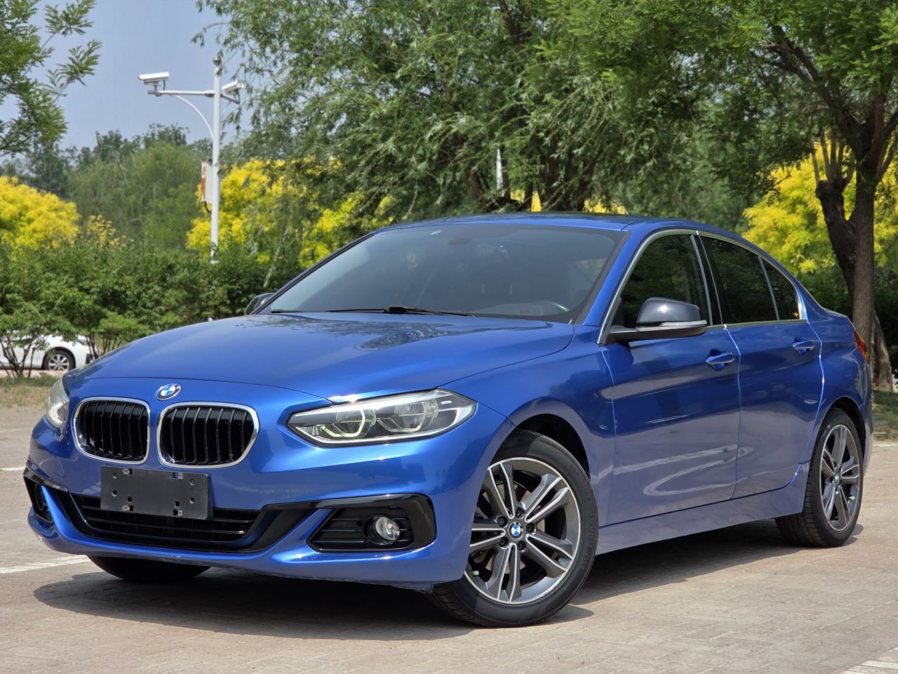 1 Series 2017 118i Sport