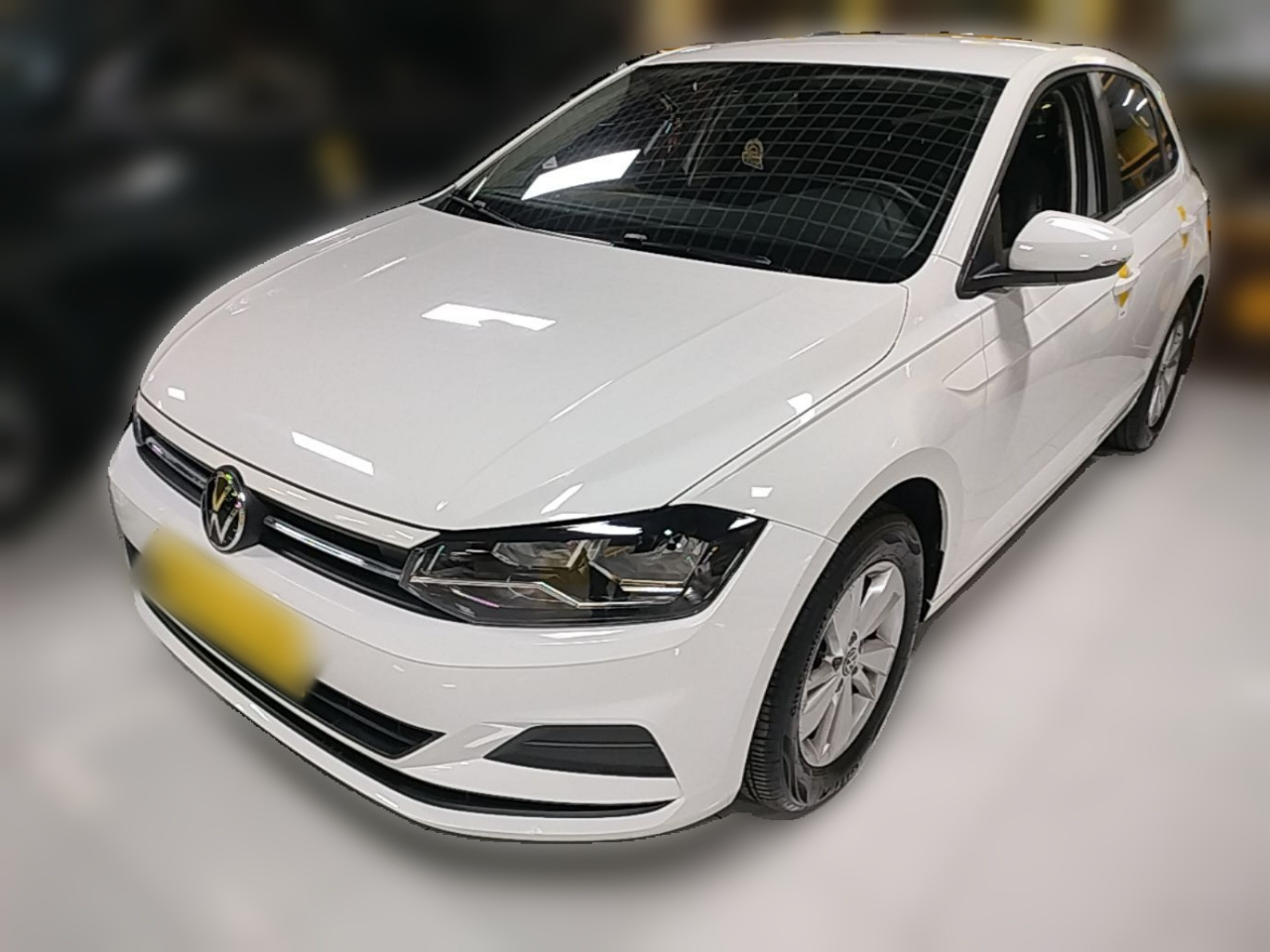 Polo 2023 Facelift Plus 1.5L AT
