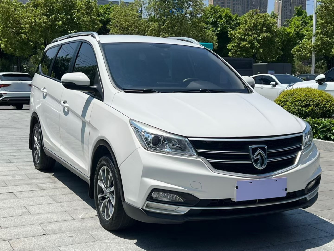 730 2021 1.5L MT Fashion 7-Seater photo 3