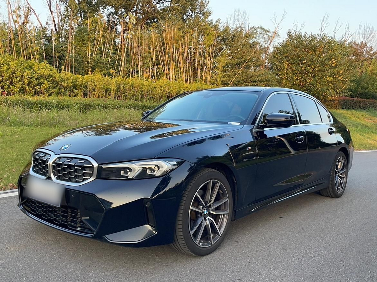 3 Series 2023 325Li M Sport Package