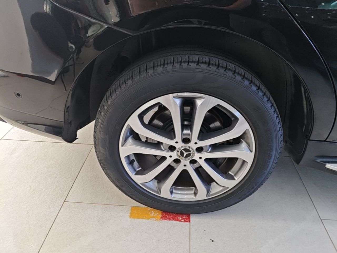 GLE Imported 2018 GLE 320 4MATIC Dynamic Edition photo 3