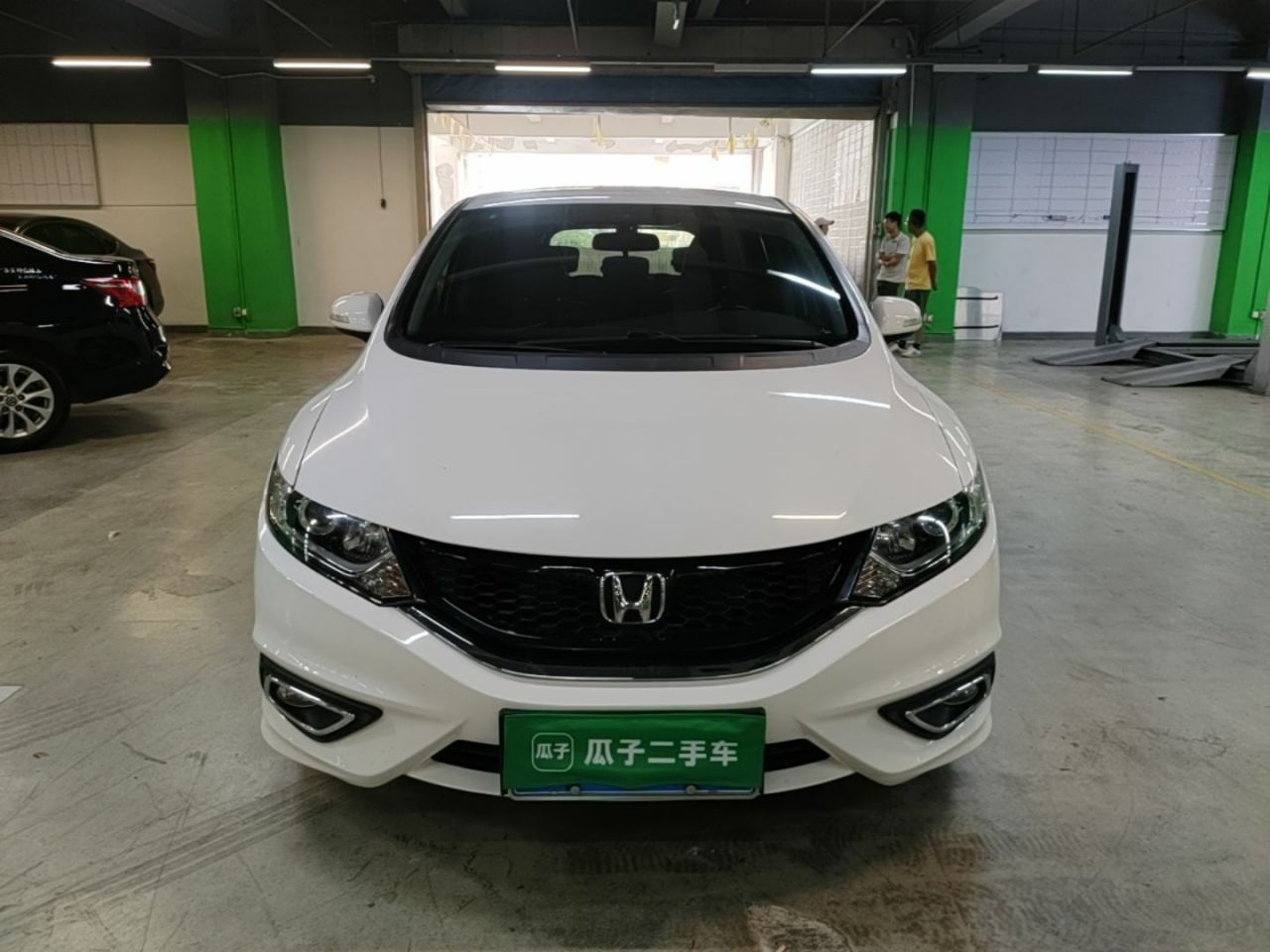Jade 2014 1.8L AT Comfort Elite 5-Seater photo 2