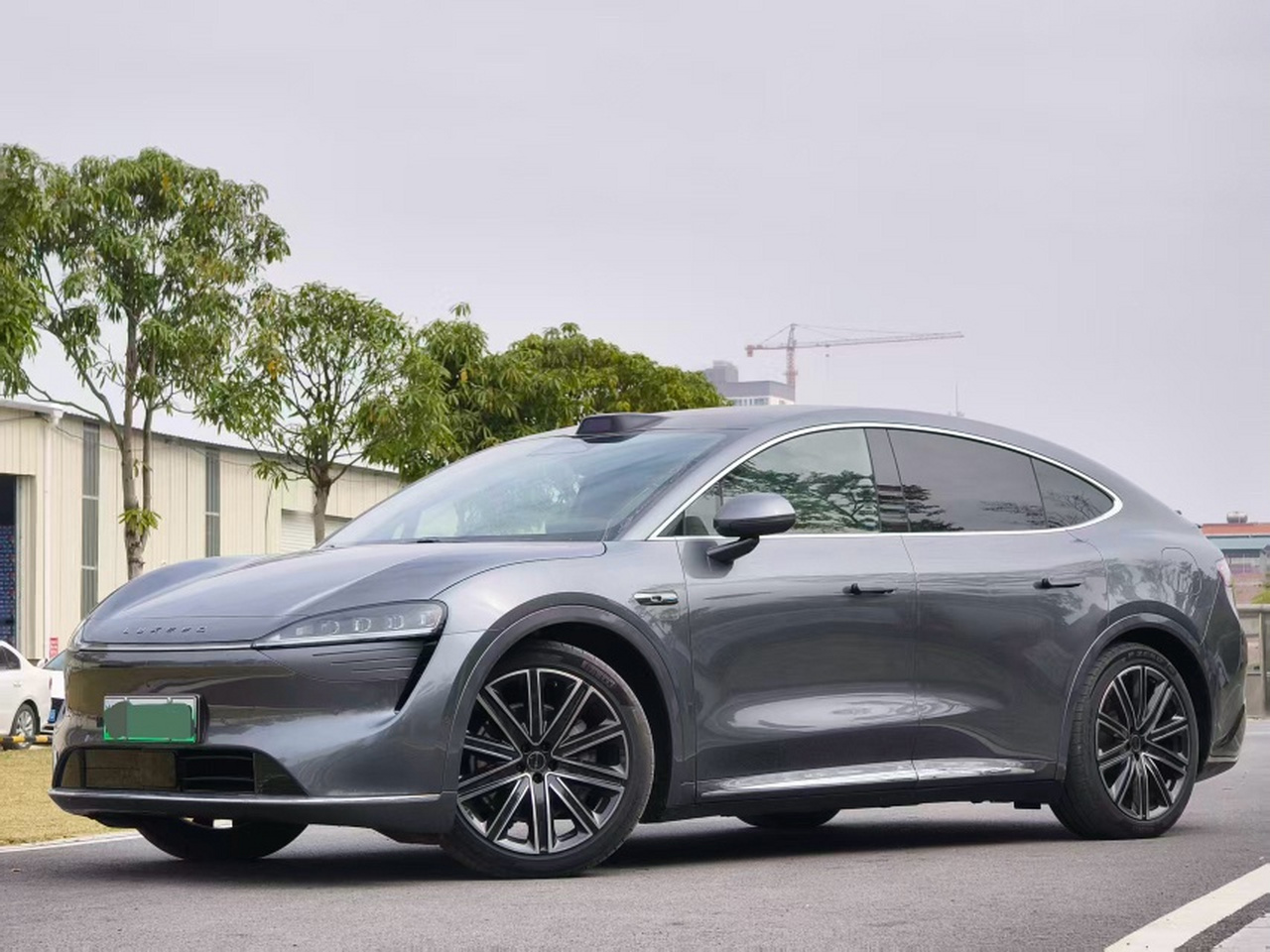 HIMA Luxeed R7 2024 EV 667km Max