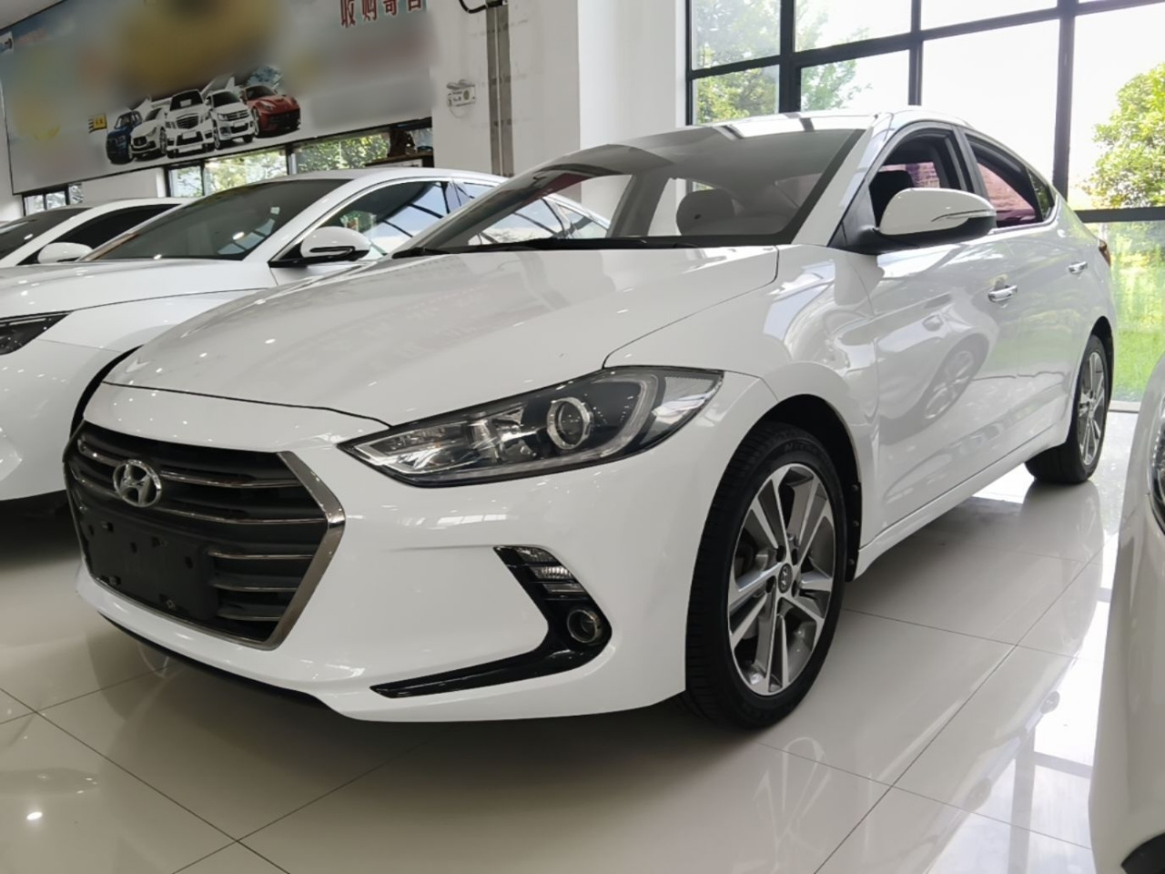 Elantra 2016 1.6L AT Smart Elite
