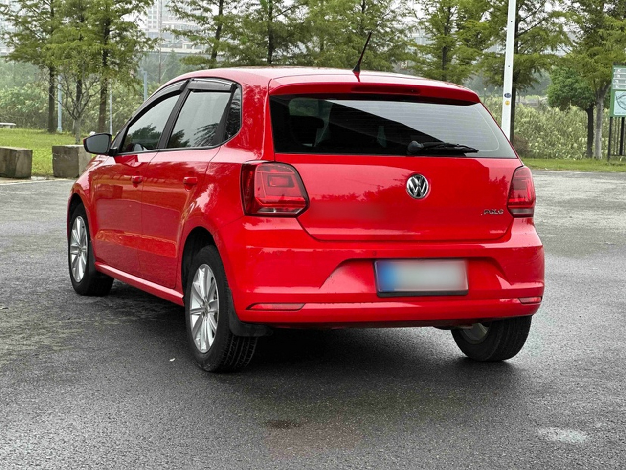 Polo 2014 1.4L AT Comfort photo 2