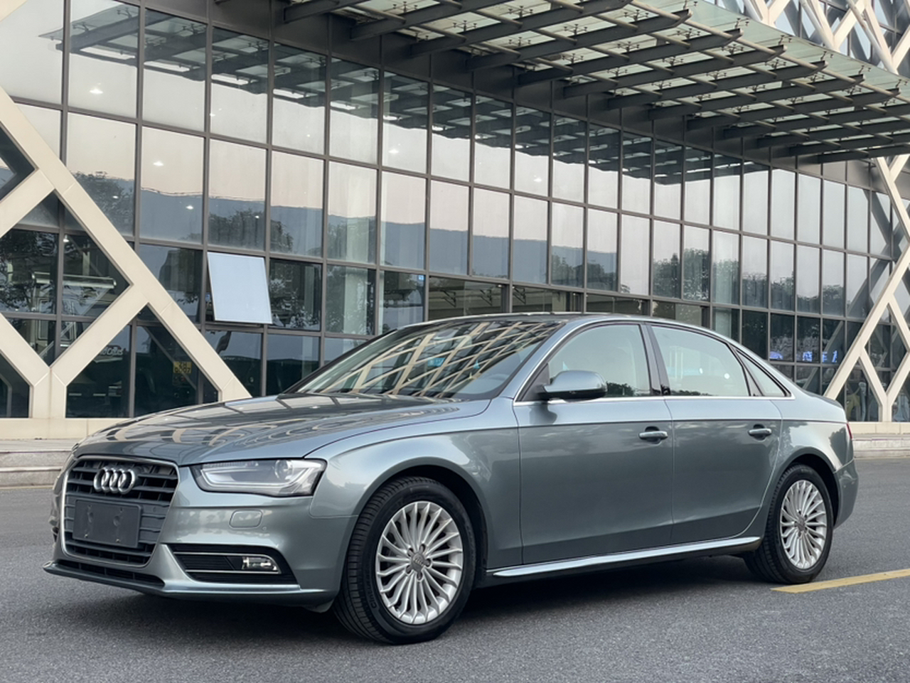 A4L 2015 35 TFSI AT Comfort