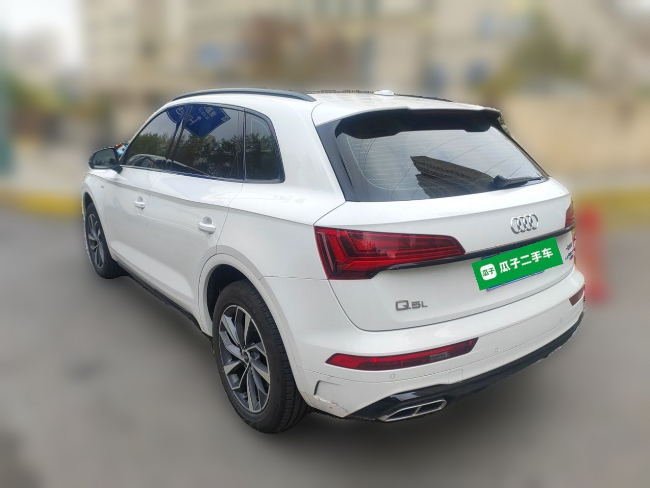 Q5L 2024 40 TFSI Luxury Dynamic photo 4
