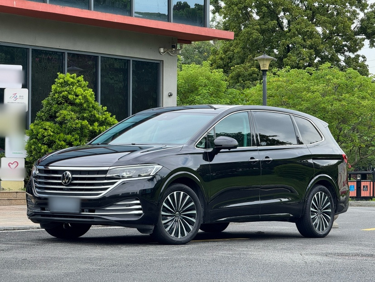 Viloran 2024 380TSI Premium