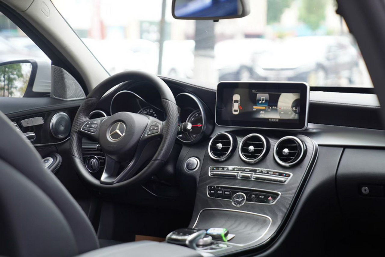 C-Class 2018 C 200 L Sport photo 3