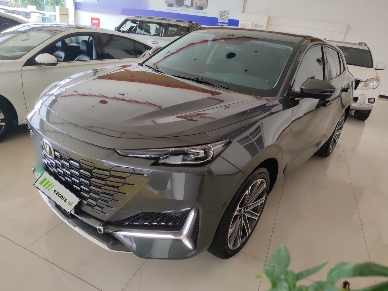 UNI-K 2021 2.0T Premium