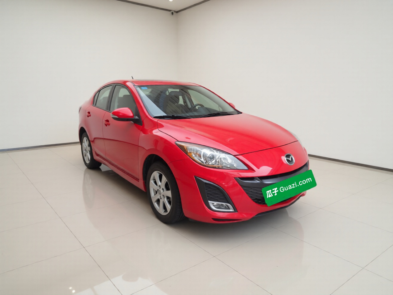 3 2011 Sedan 2.0L AT Luxury photo 3