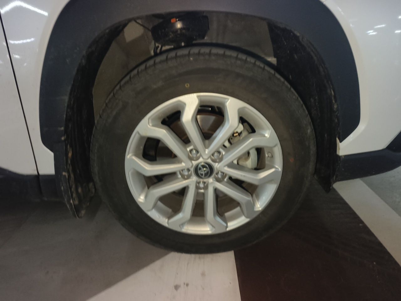 Frontlander 2023 2.0L CVT Leading photo 5