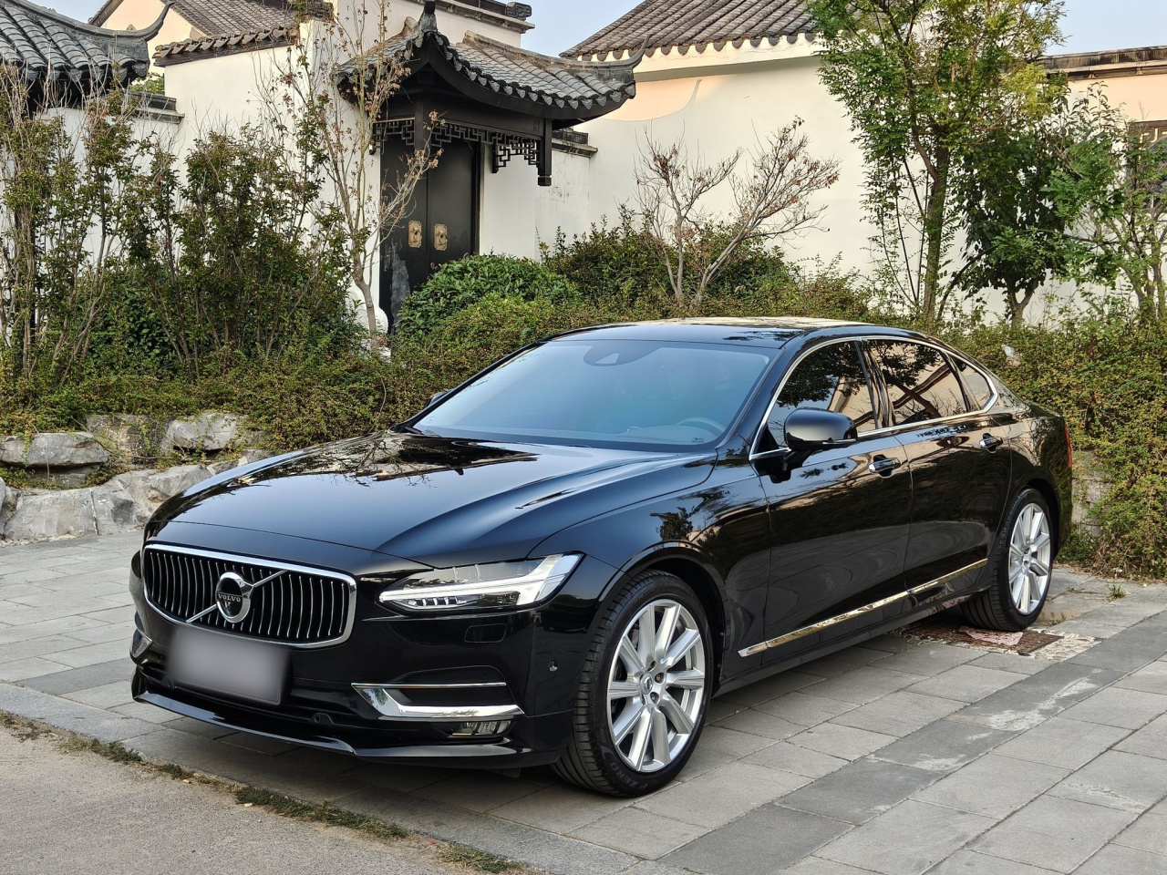S90 2018 T5