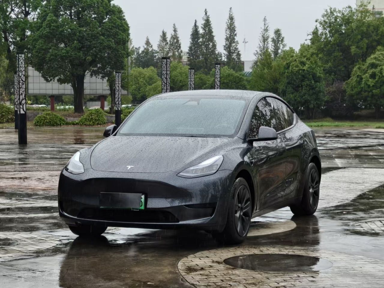 Model Y 2024 RWD
