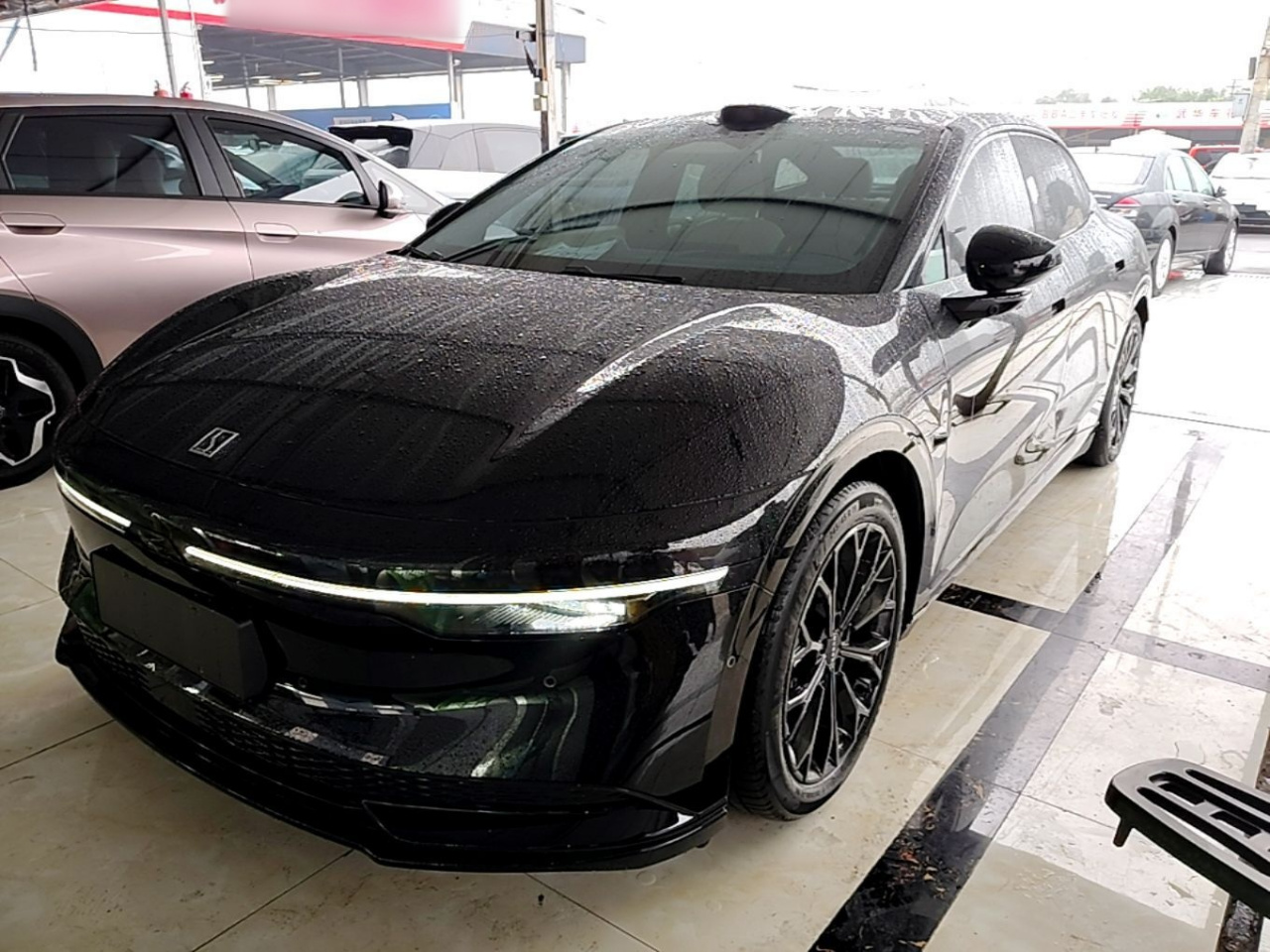 007 2024 RWD 100kWh