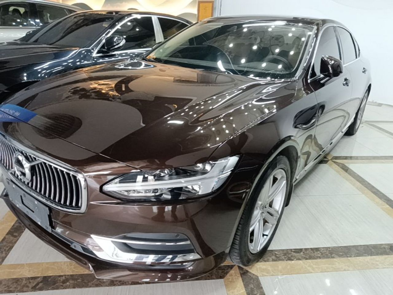 S90 2019 T5
