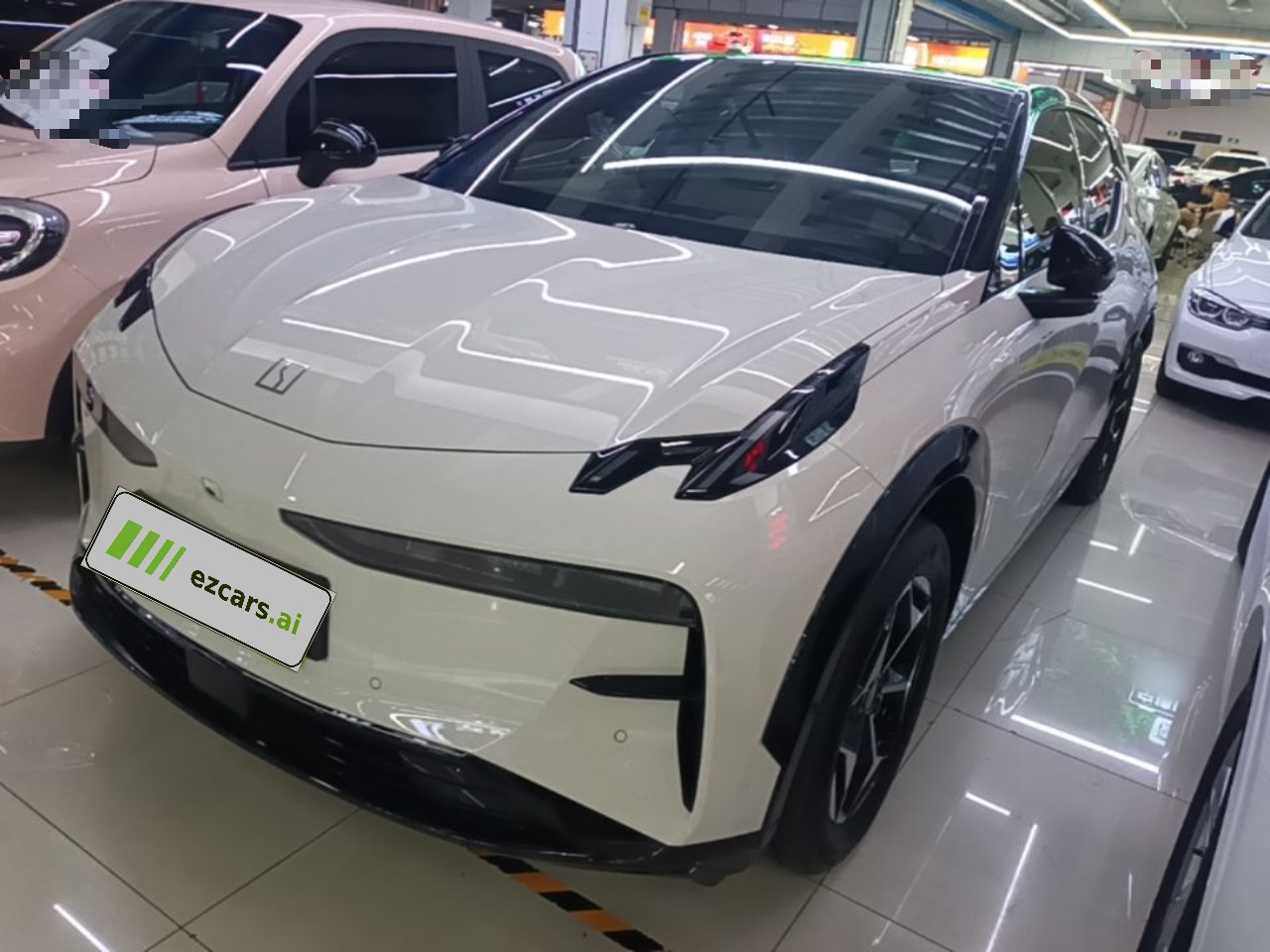 X 2025 5-Seater RWD