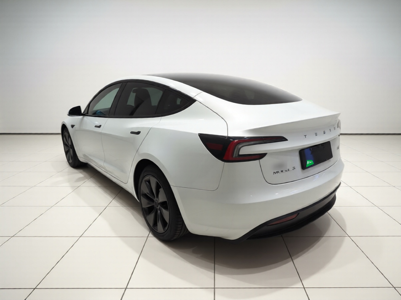 Model 3 2025 RWD photo 4