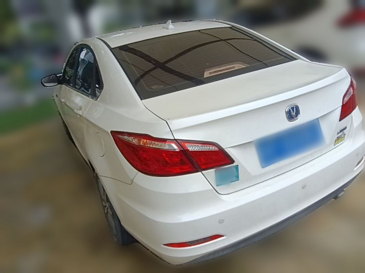 Eado 2016 1.6L MT photo 4
