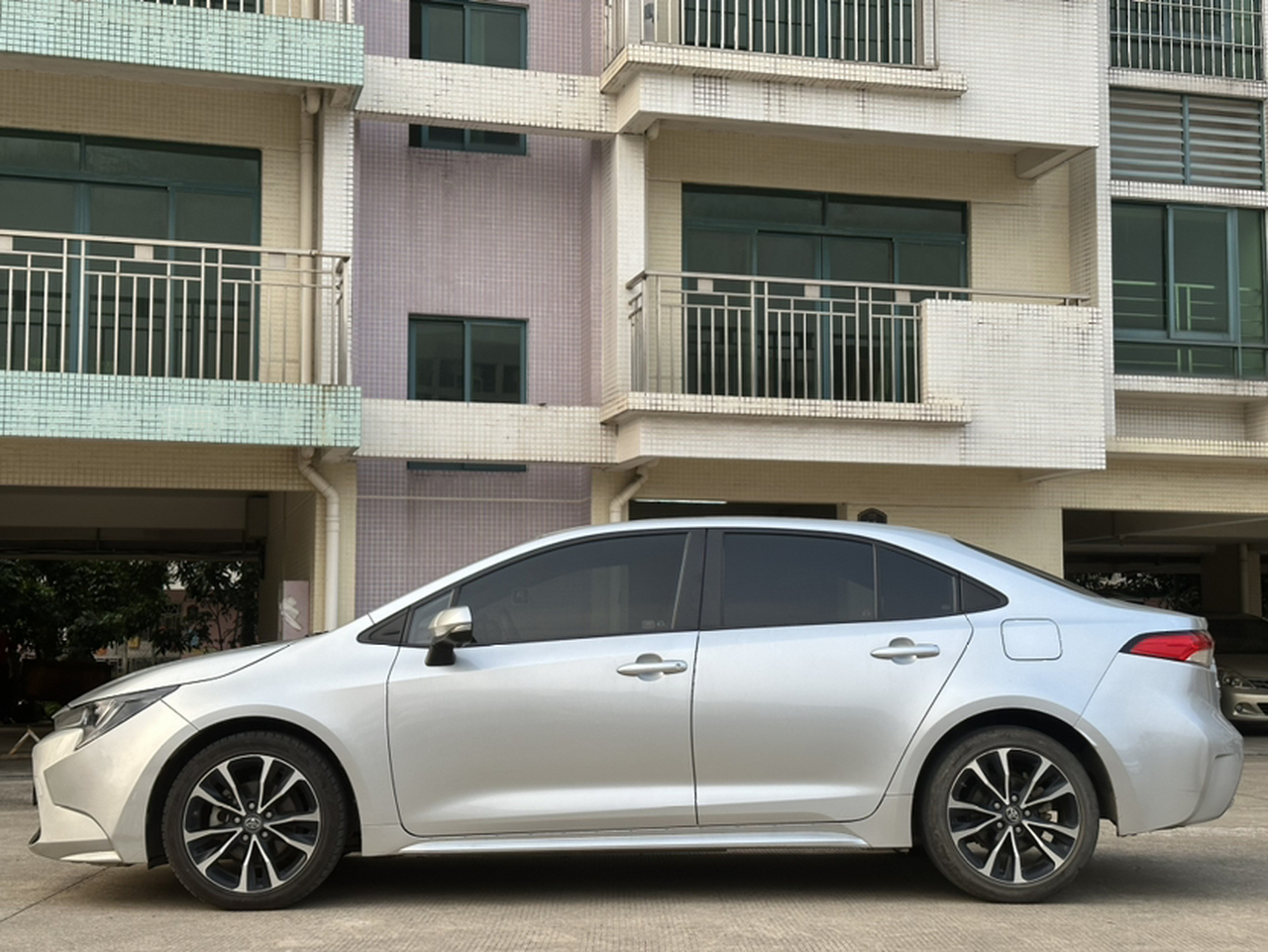 Levin 2019 185T CVT Sport China VI photo 3