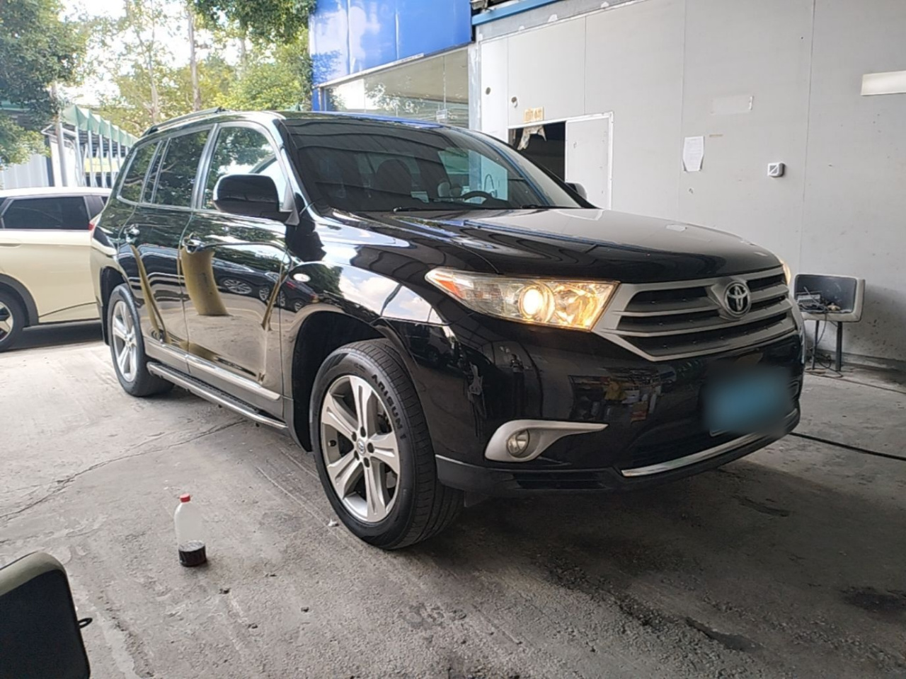 Highlander 2012 2.7L RWD 7-Seater Luxury photo 3