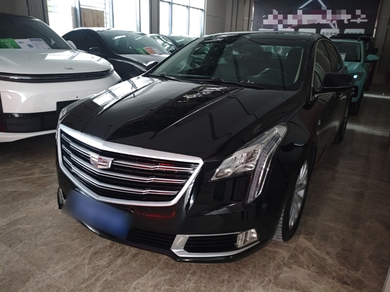 XTS 2018 28T Elite
