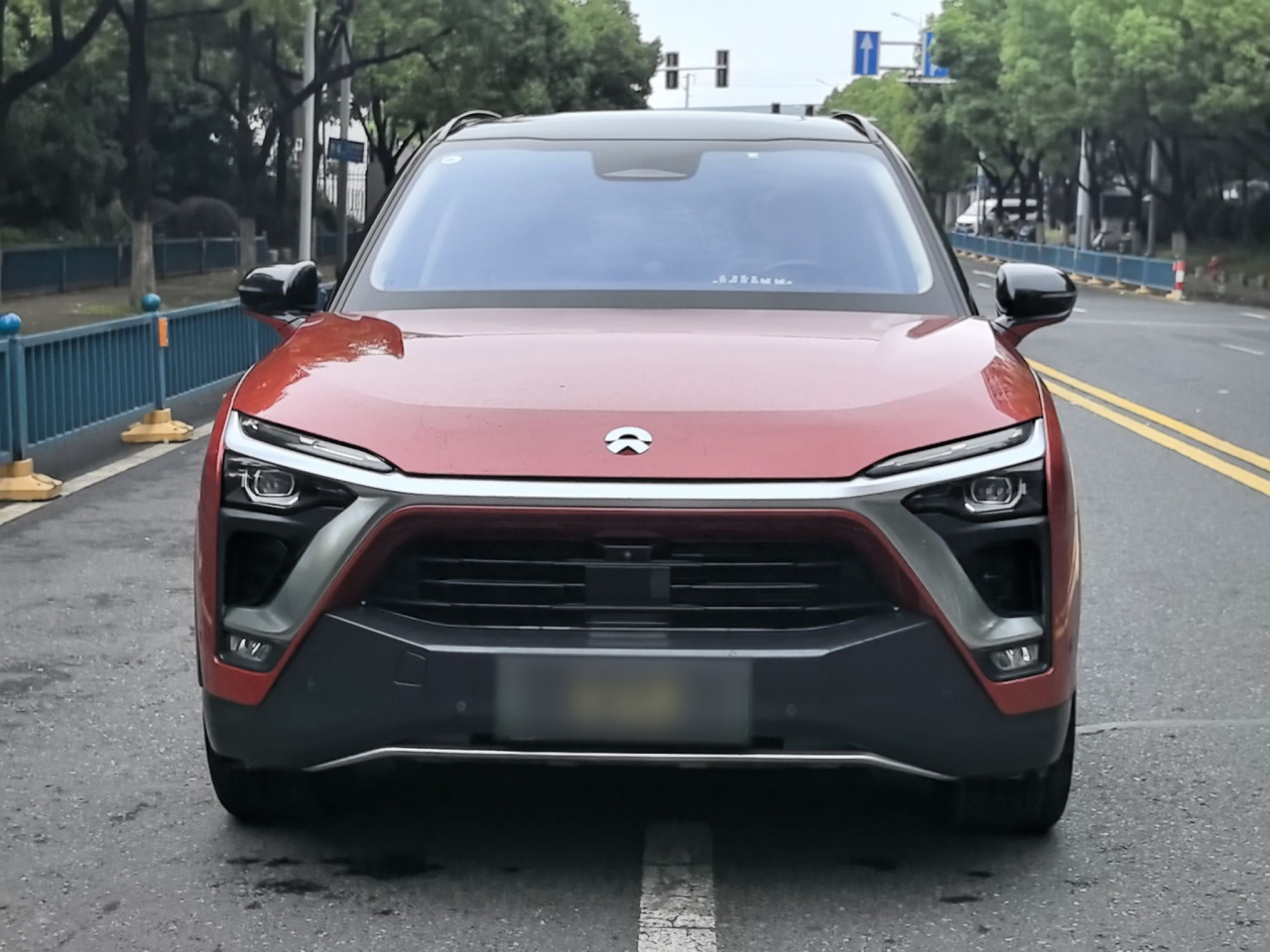 ES8 2018 355KM 6-Seater photo 2