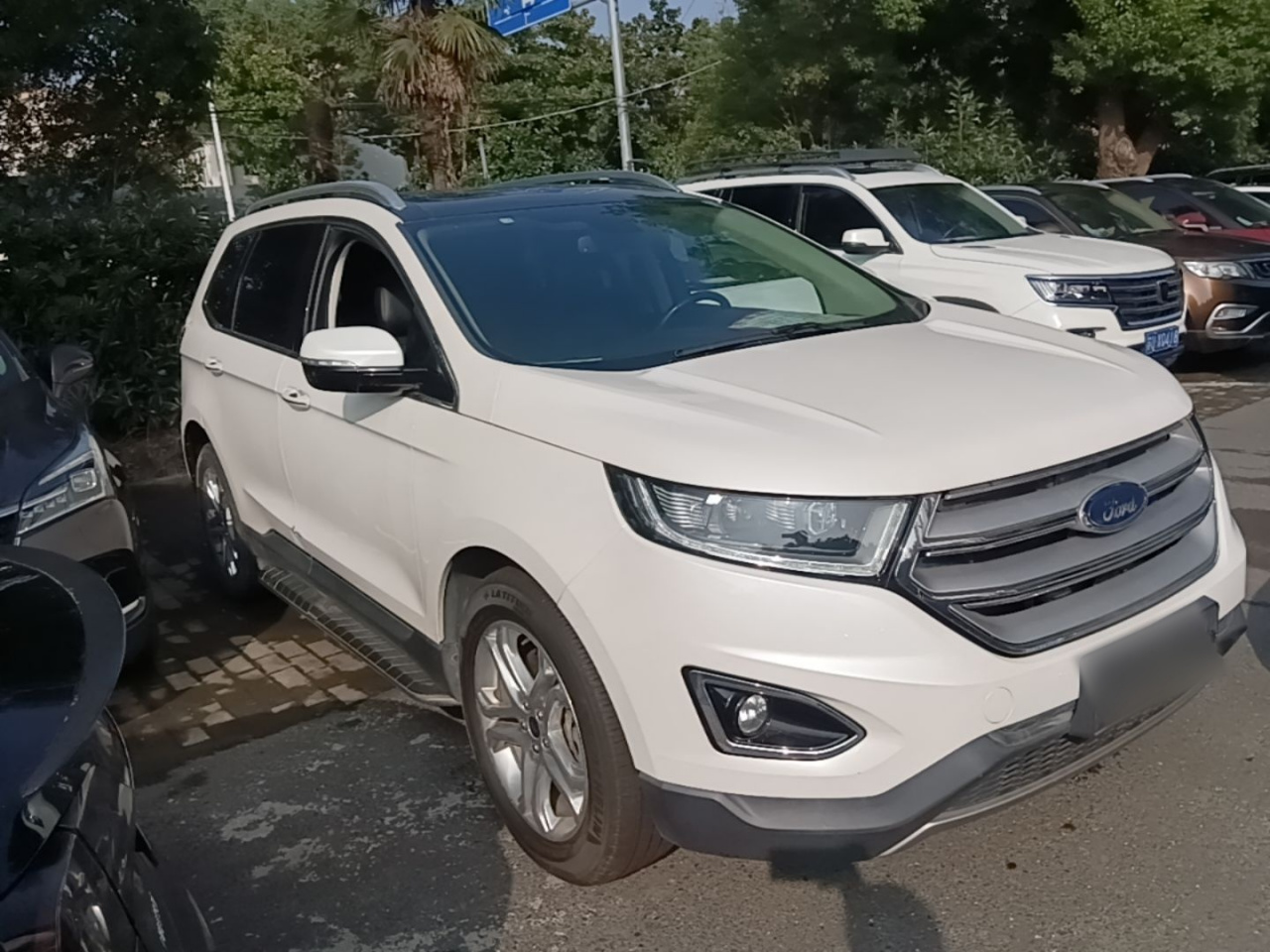 Edge 2016 EcoBoost 245 RWD 7-Seater photo 3