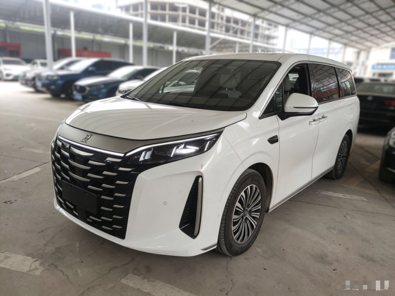 2025 DM-i 1.5T 180km