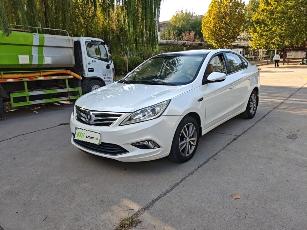 Eado 2015 1.6L MT Luxury IV
