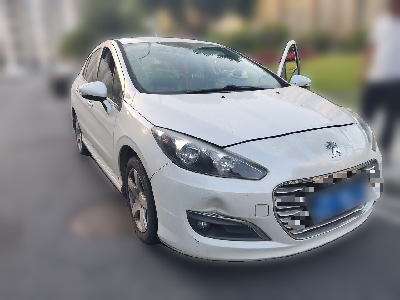 308 2014 Classic 1.6L AT photo 3