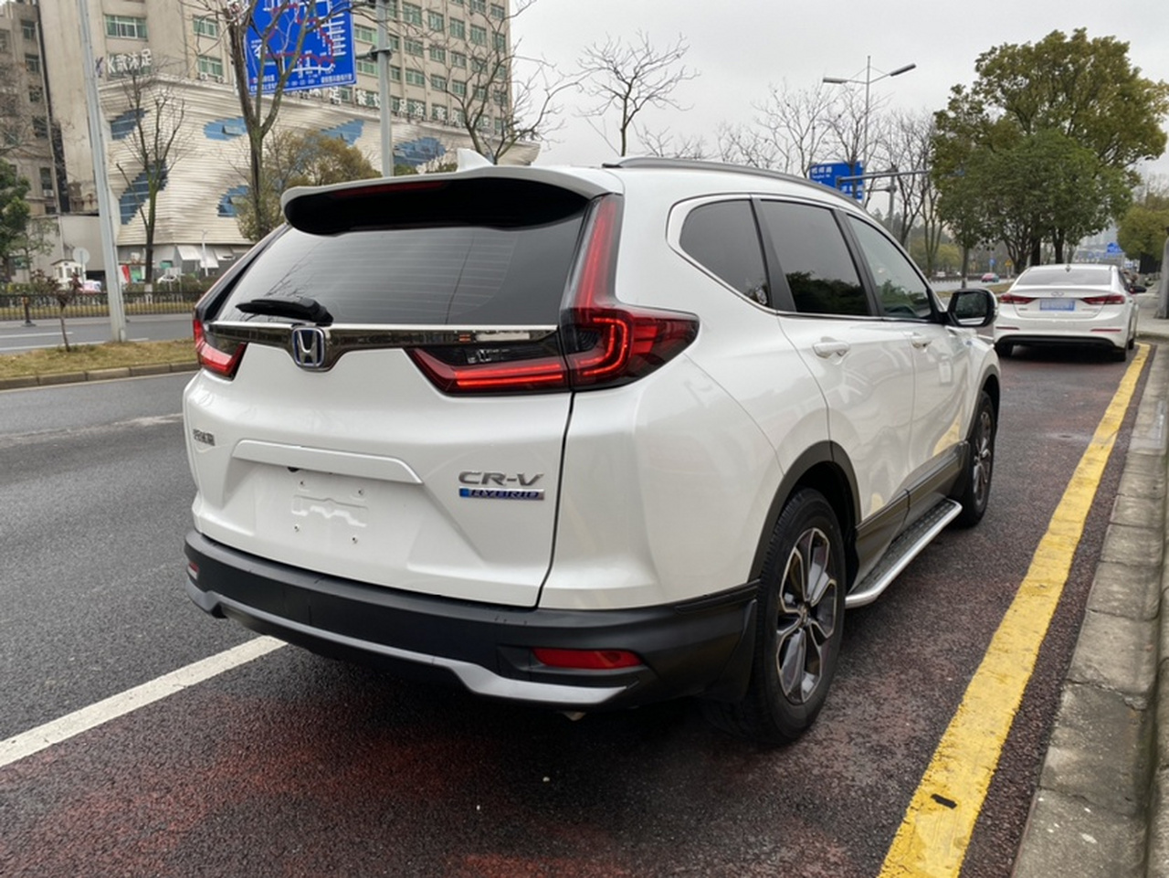 CR-V 2021 Hybrid 2.0L RWD photo 2