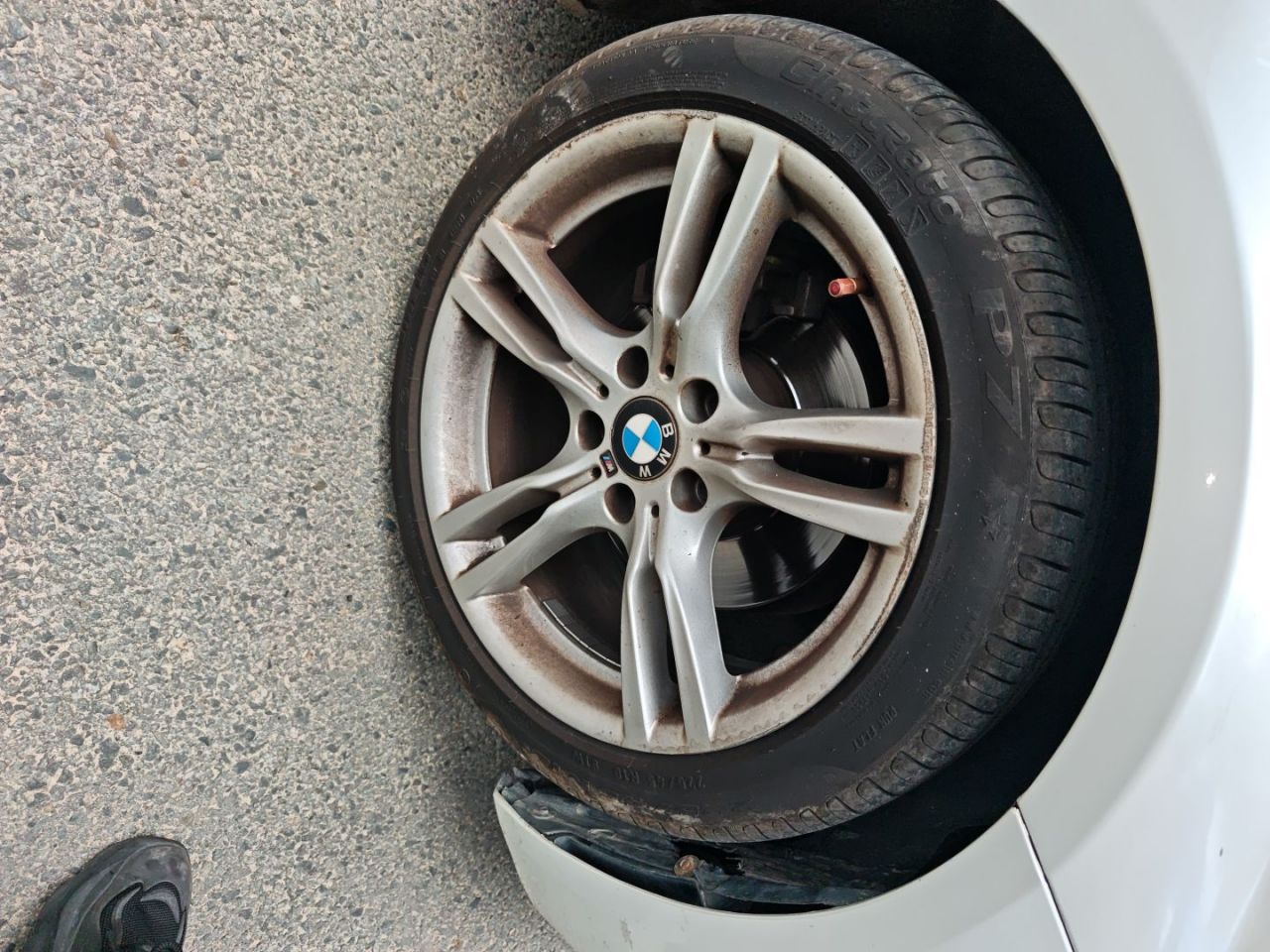 3 Series 2019 320Li M Sport Package photo 3