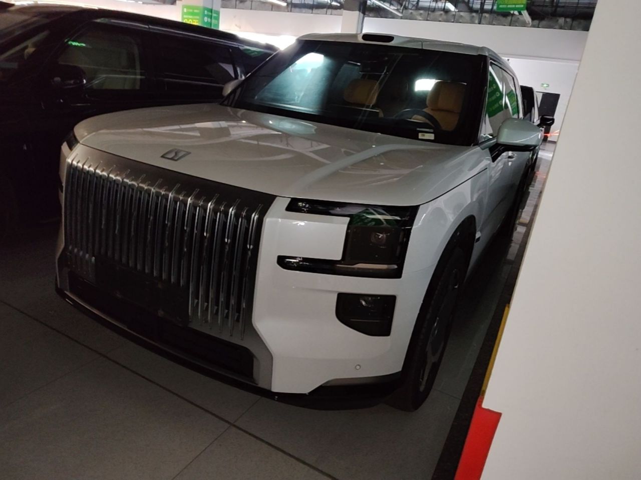 9X 2025 Ultra 70kWh 6-Seater
