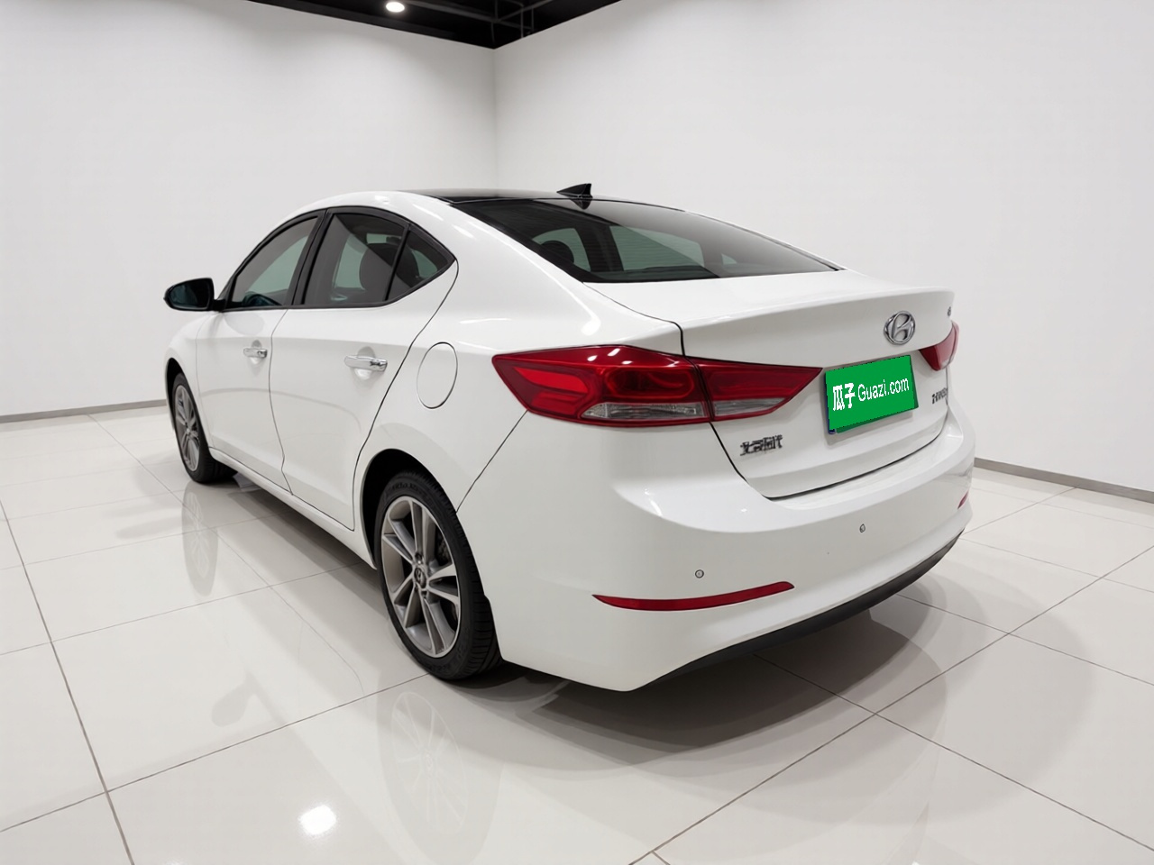 Elantra 2016 1.6L AT Smart Elite photo 4