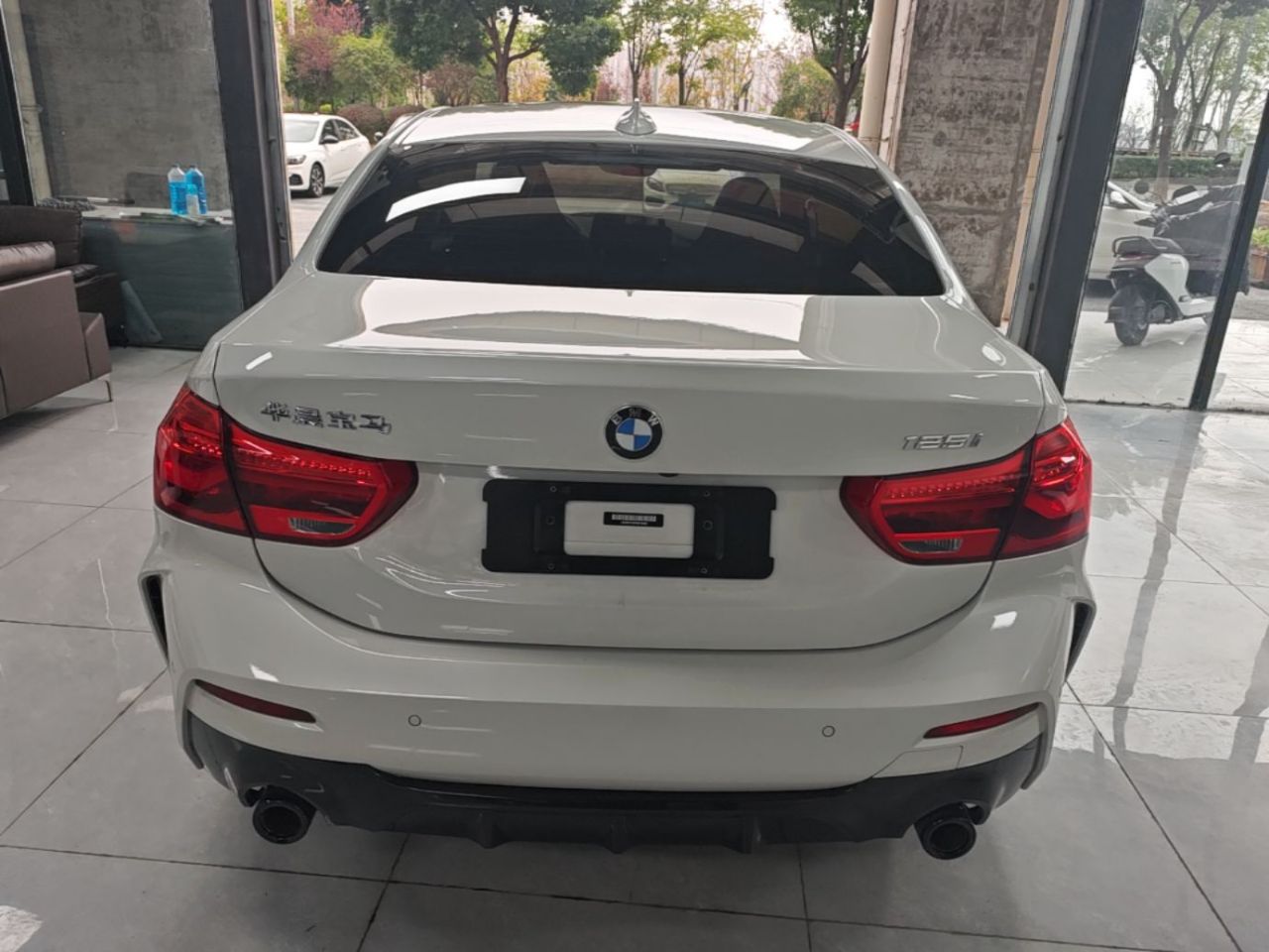 1 Series 2022 125i M Sport photo 5