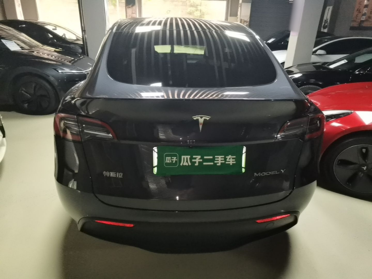 Model Y 2024 RWD photo 5