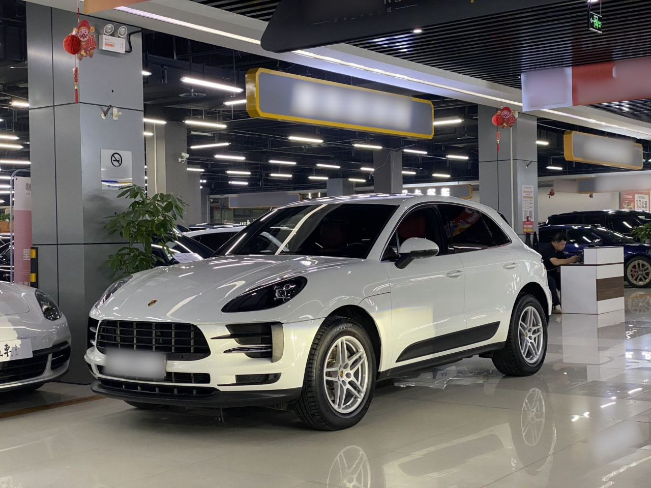 2018 Macan 2.0T