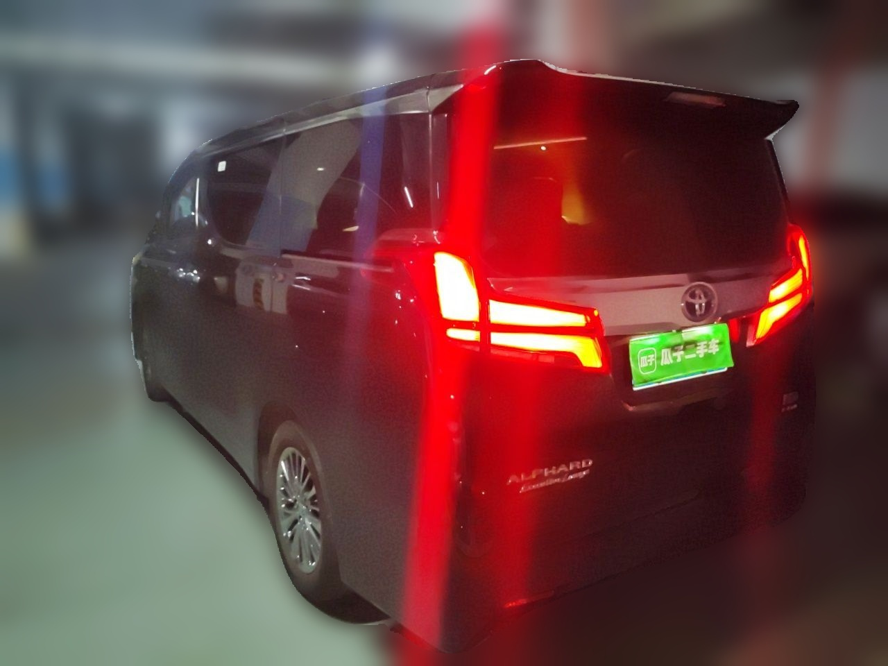 Alphard 2020 Hybrid 2.5L Premium photo 4