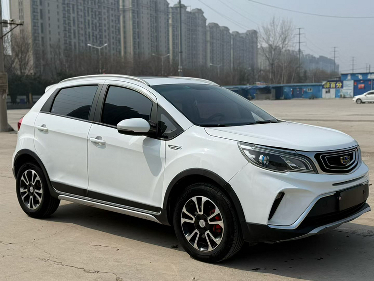 Vision X3 2017 1.5L MT Premium photo 4