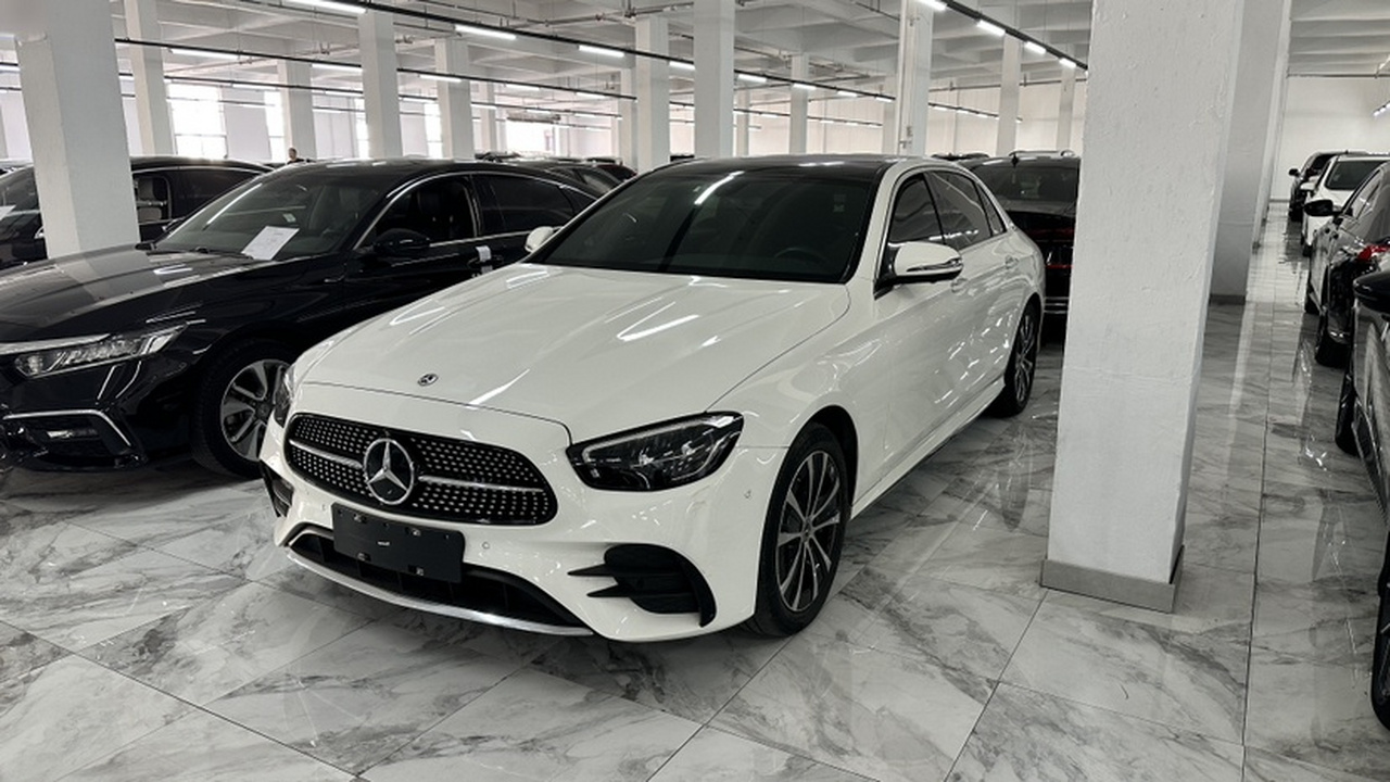E-Class EV 2023 E 350 e L PHEV Sport