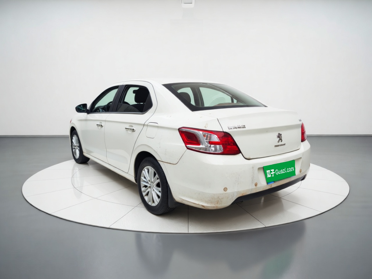301 2014 1.6L AT Comfort photo 4