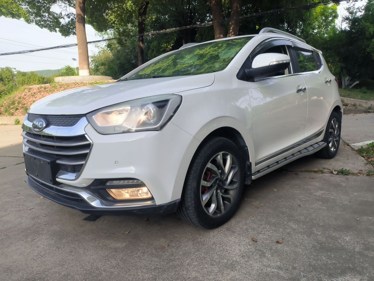 JAC Refine S2 2017 1.5L MT Luxury Smart