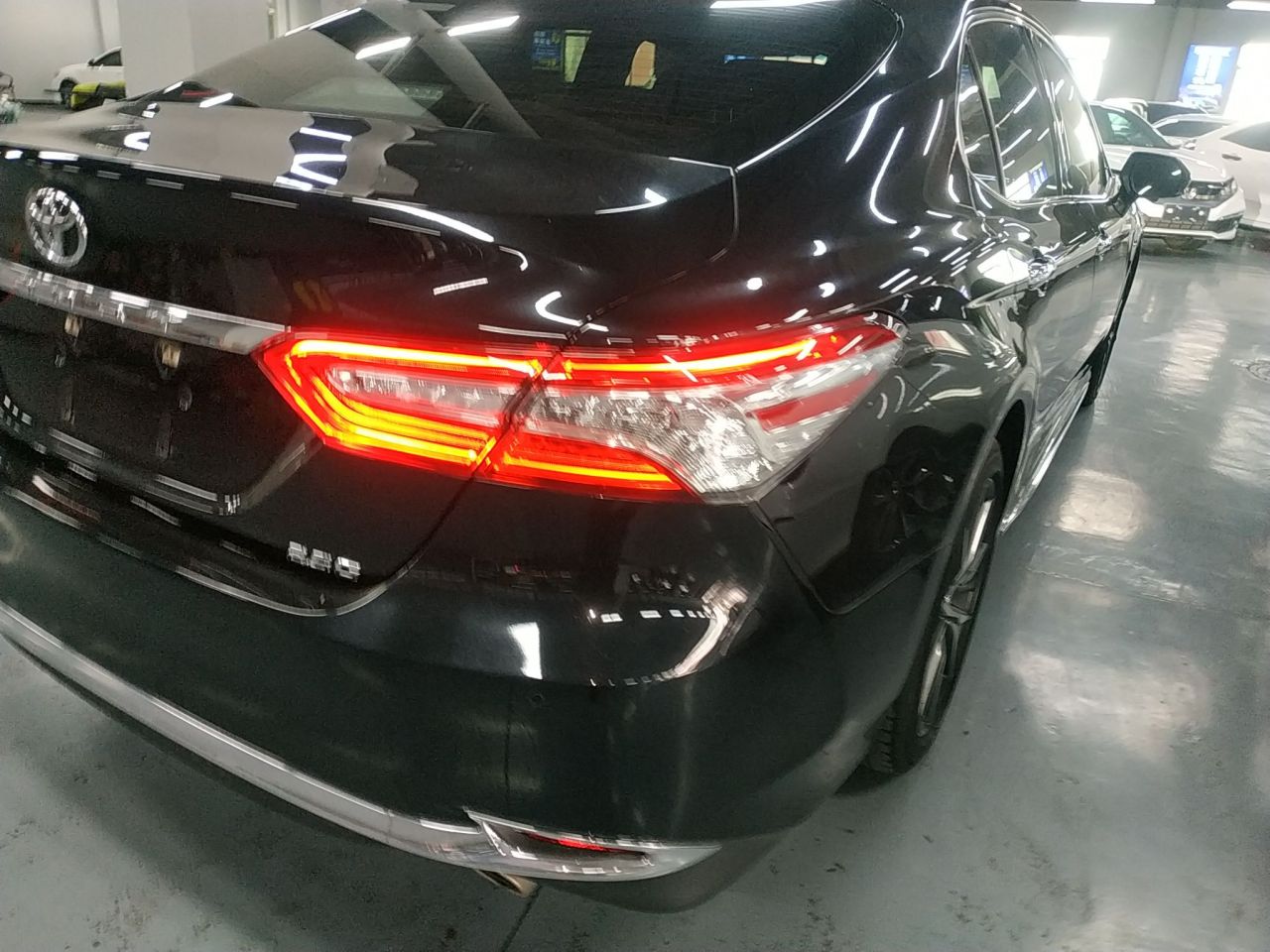 Camry 2023 2.5G Luxury photo 2