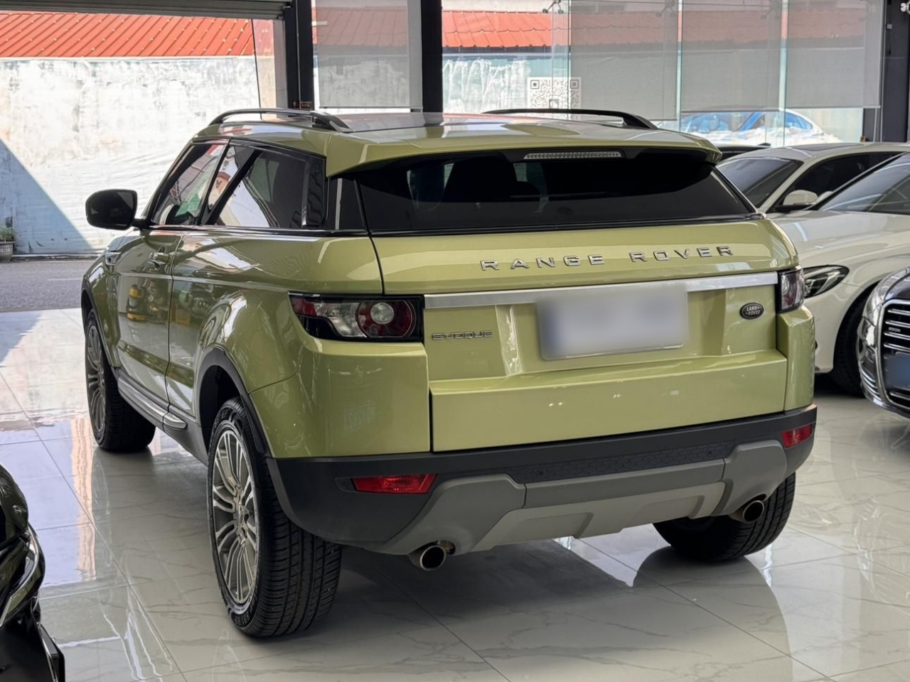 Range Rover Evoque Imported 2012 2.0T 3-Door photo 2